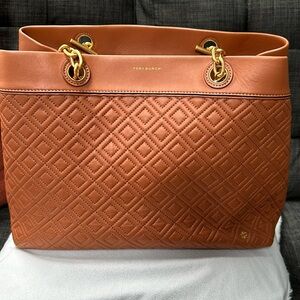 🚫Tory Burch tote— SOLD 🚫